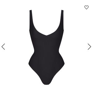 Skims NWT Unlined Plunge Thong Bodysuit